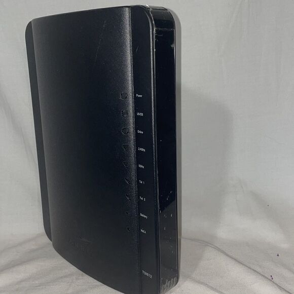 Arris TG1672G 4-Port Wireless WiFi Router with Cable Battery Not Included - Picture 2 of 5
